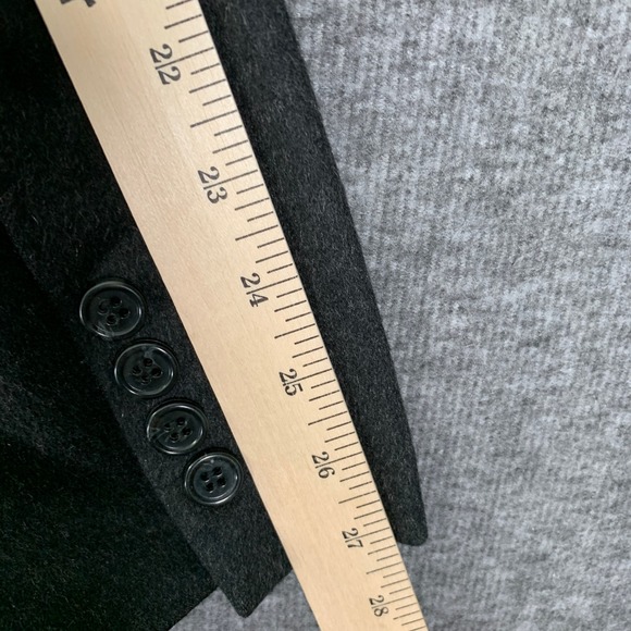 Neiman Marcus Cashmere Blazer Jacket Men 46L Gray Soft Sport Coat - Picture 13 of 15